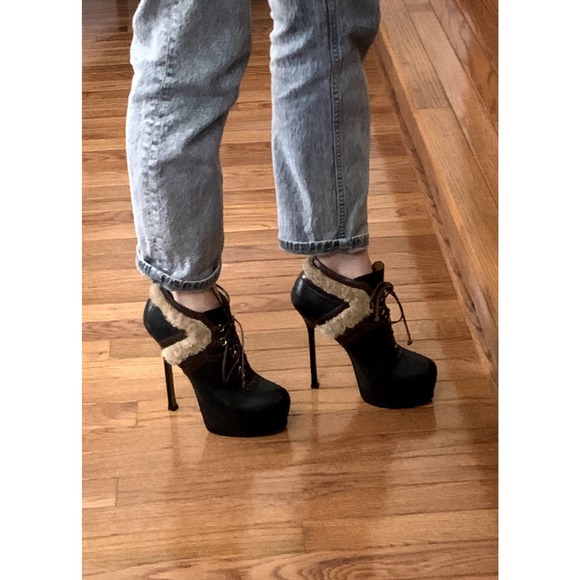 Yves Saint Laurent Shearling Lace-up Booties - Picture 7 of 9